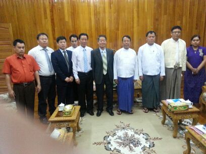 公司董事长与缅甸国家电力部长会谈(图2)